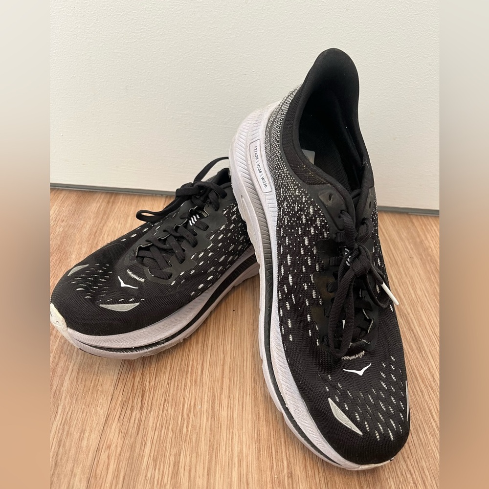 Hoka Kawana v1 Size 9